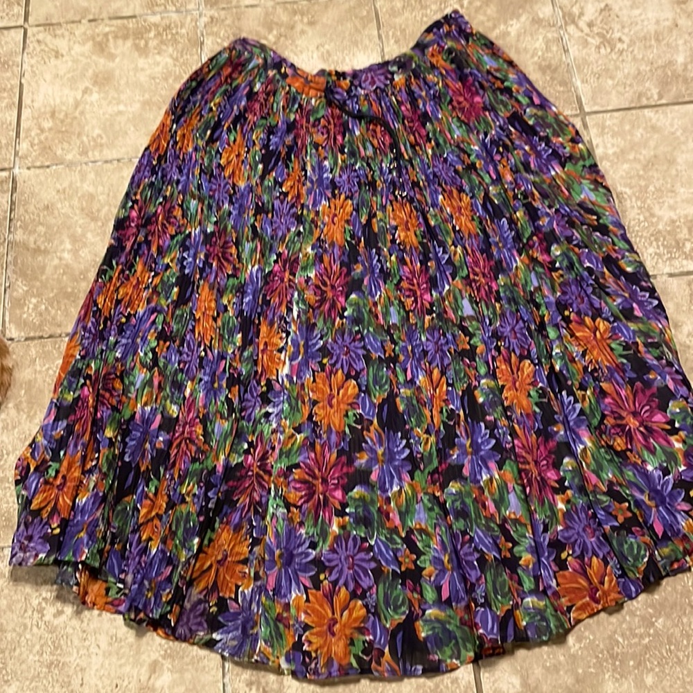 Cute floral skirt